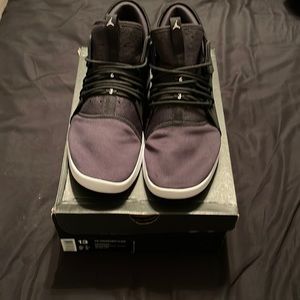 Jordan mens size 13 first class!